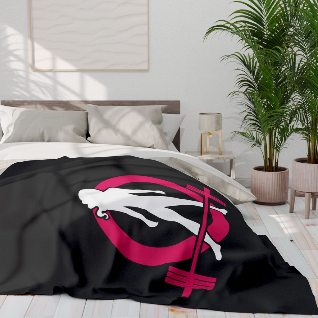 WWLW Arctic Fleece Blanket – Black Classic Logo 🖤